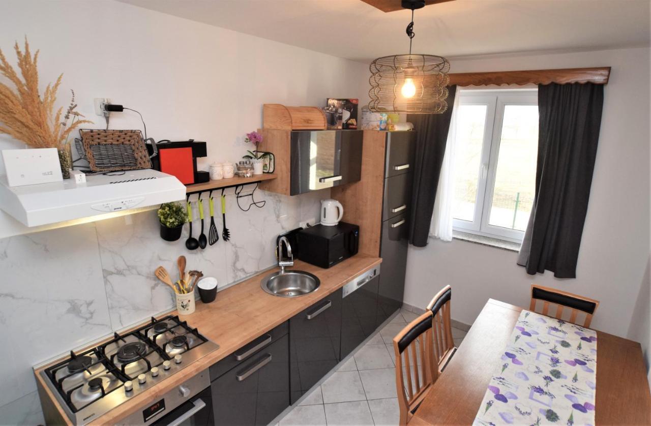 Holiday Home Melani Sinac 外观 照片